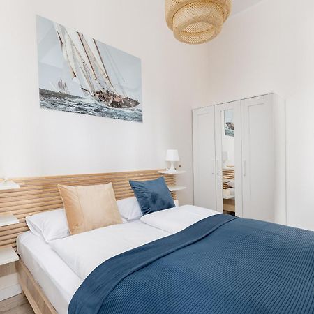 Modern Studio With Terrace And Parking In Swinoujscie By Noclegi Renters Kültér fotó
