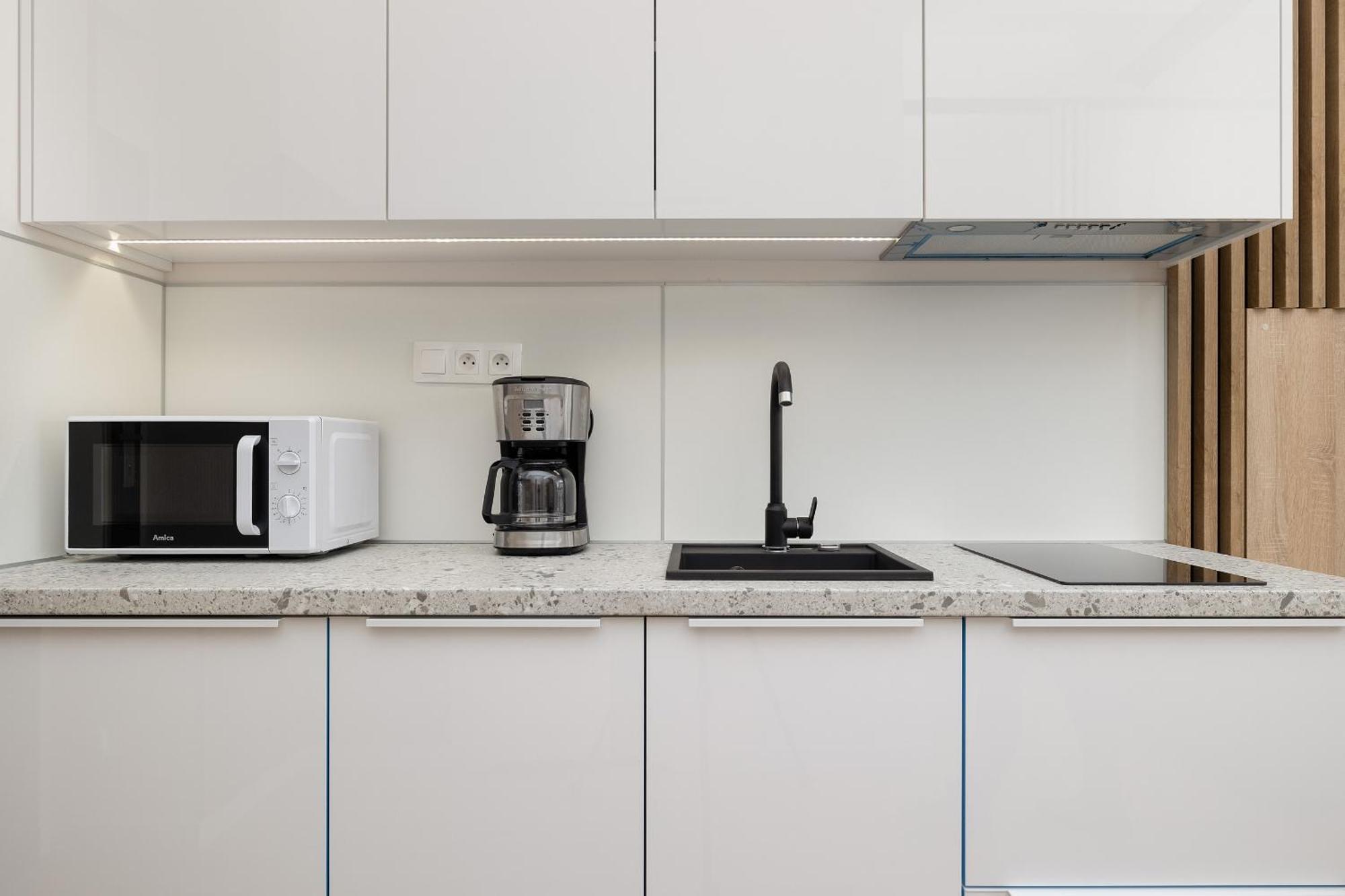 Modern Studio With Terrace And Parking In Swinoujscie By Noclegi Renters Kültér fotó