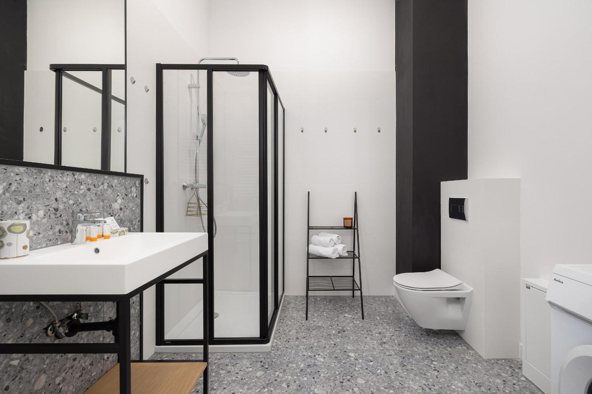 Modern Studio With Terrace And Parking In Swinoujscie By Noclegi Renters Kültér fotó